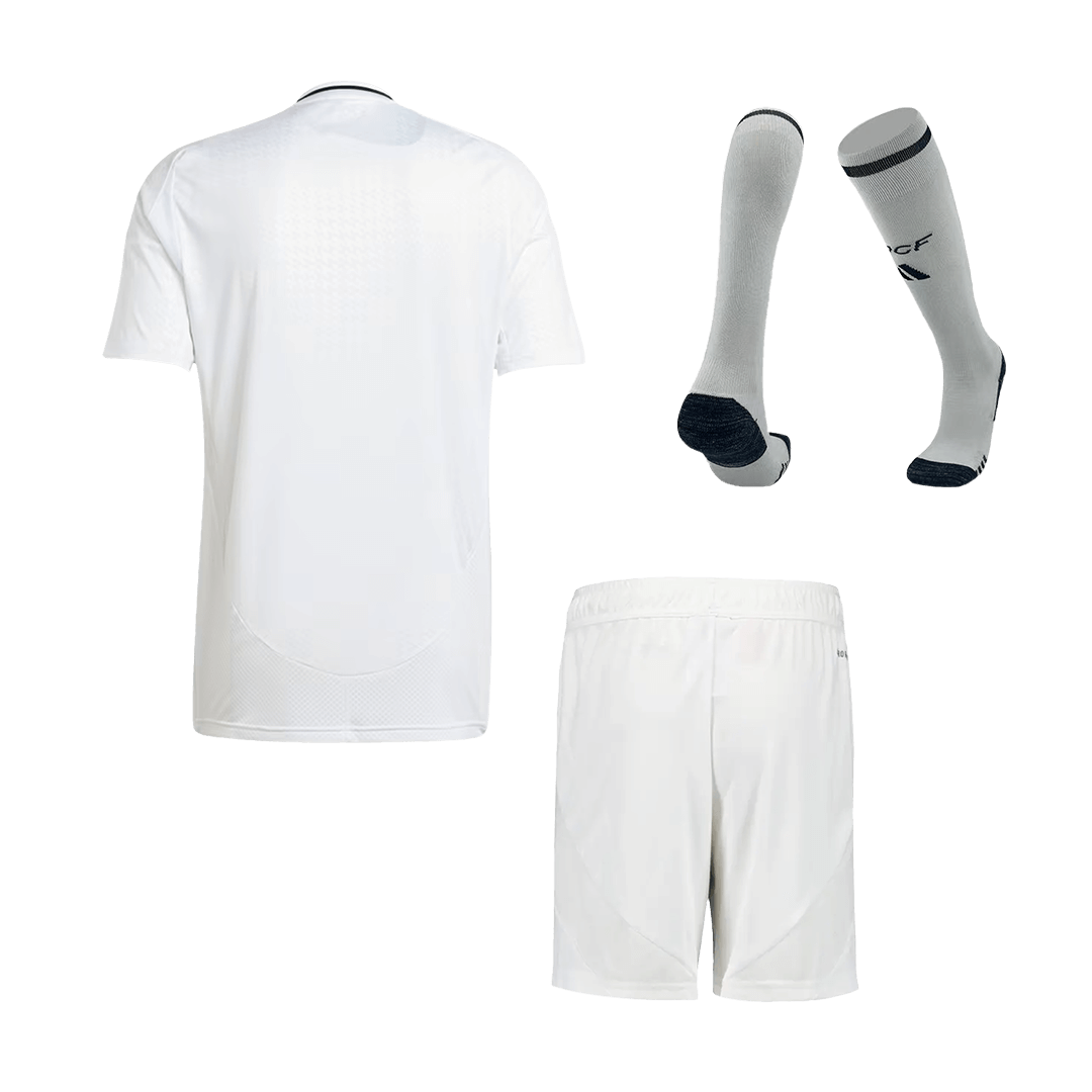 Kit Completo Real Madrid Casa Uomo 2024/25 - 3 Pezzi