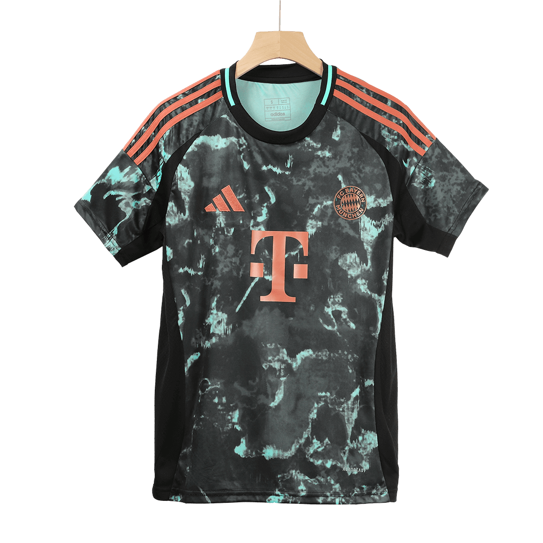 Completo Base Bayern Monaco Trasferta Uomo 2024/25 - 2 Pezzi
