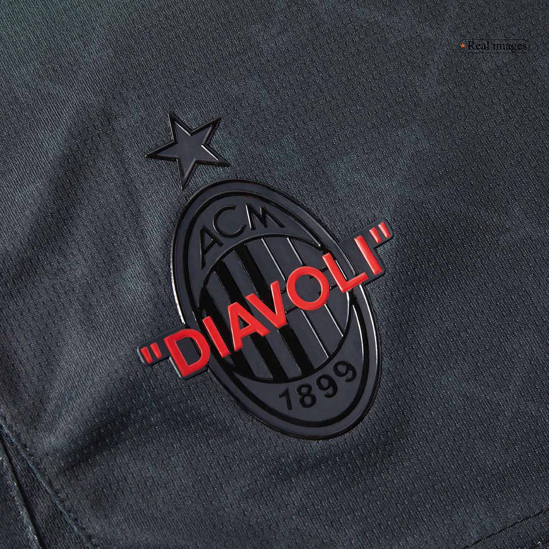 Completo Base AC Milan Quarta Uomo 2024/25 - 2 Pezzi
