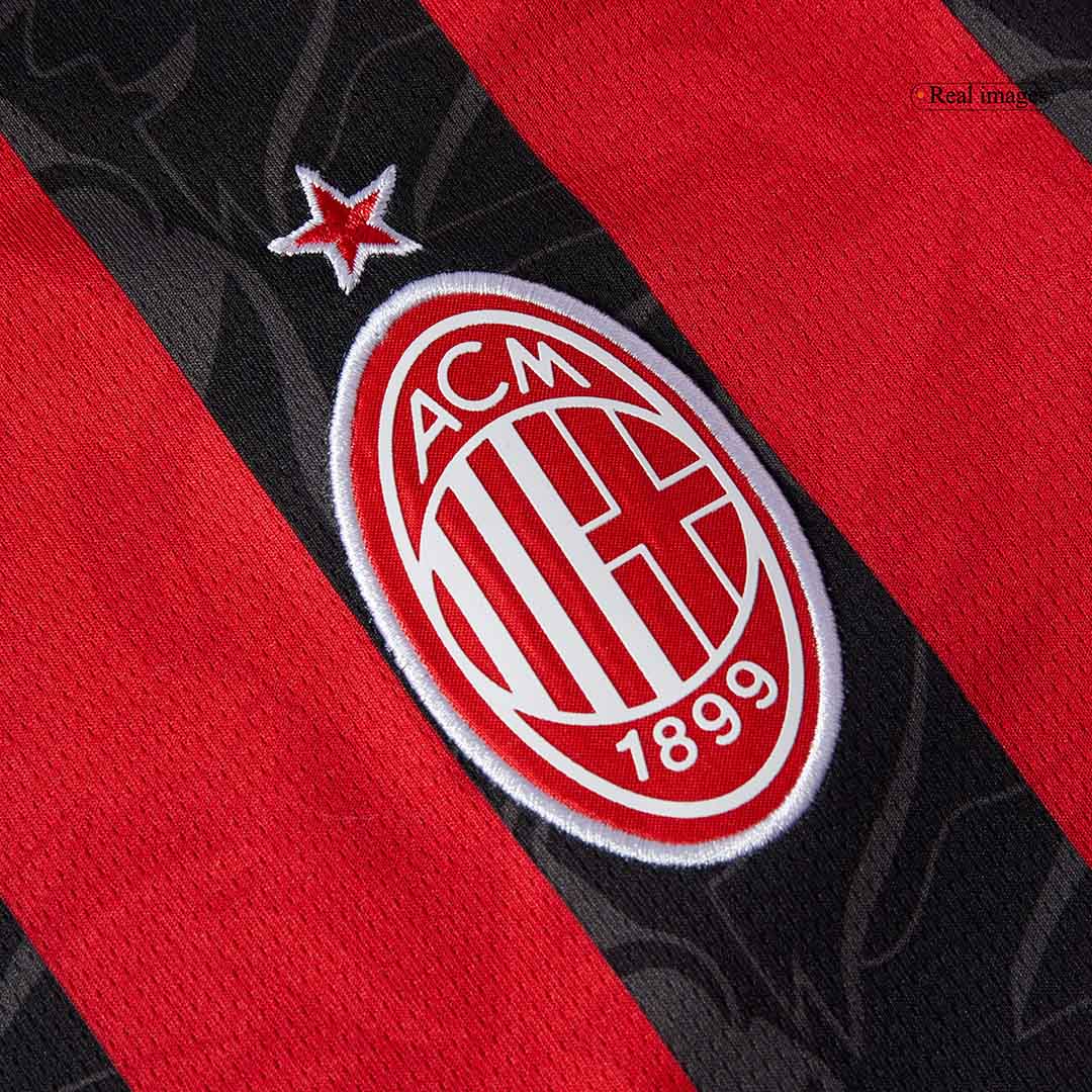 Maglia Replica AC Milan Casa PULISIC #11 Uomo 2025/26