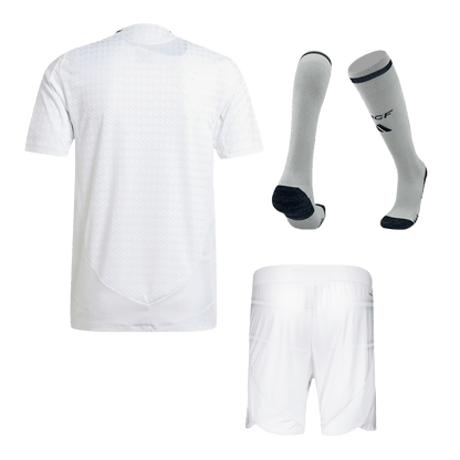 Kit Completo Gara Real Madrid Casa Uomo 2024/25 - 3 Pezzi